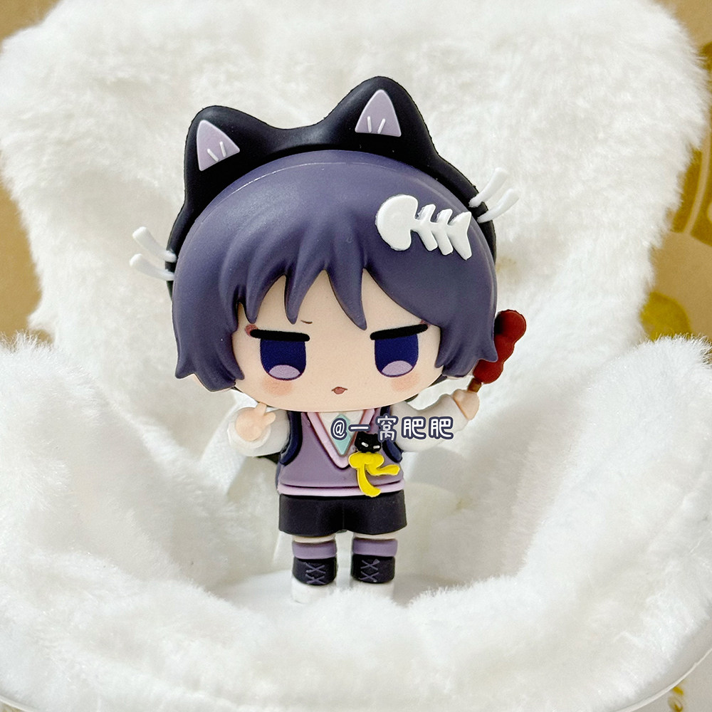 تمثال قطيفة صغير لشخصية سكارام - مراجعة Anime Character Merchandise وسعره