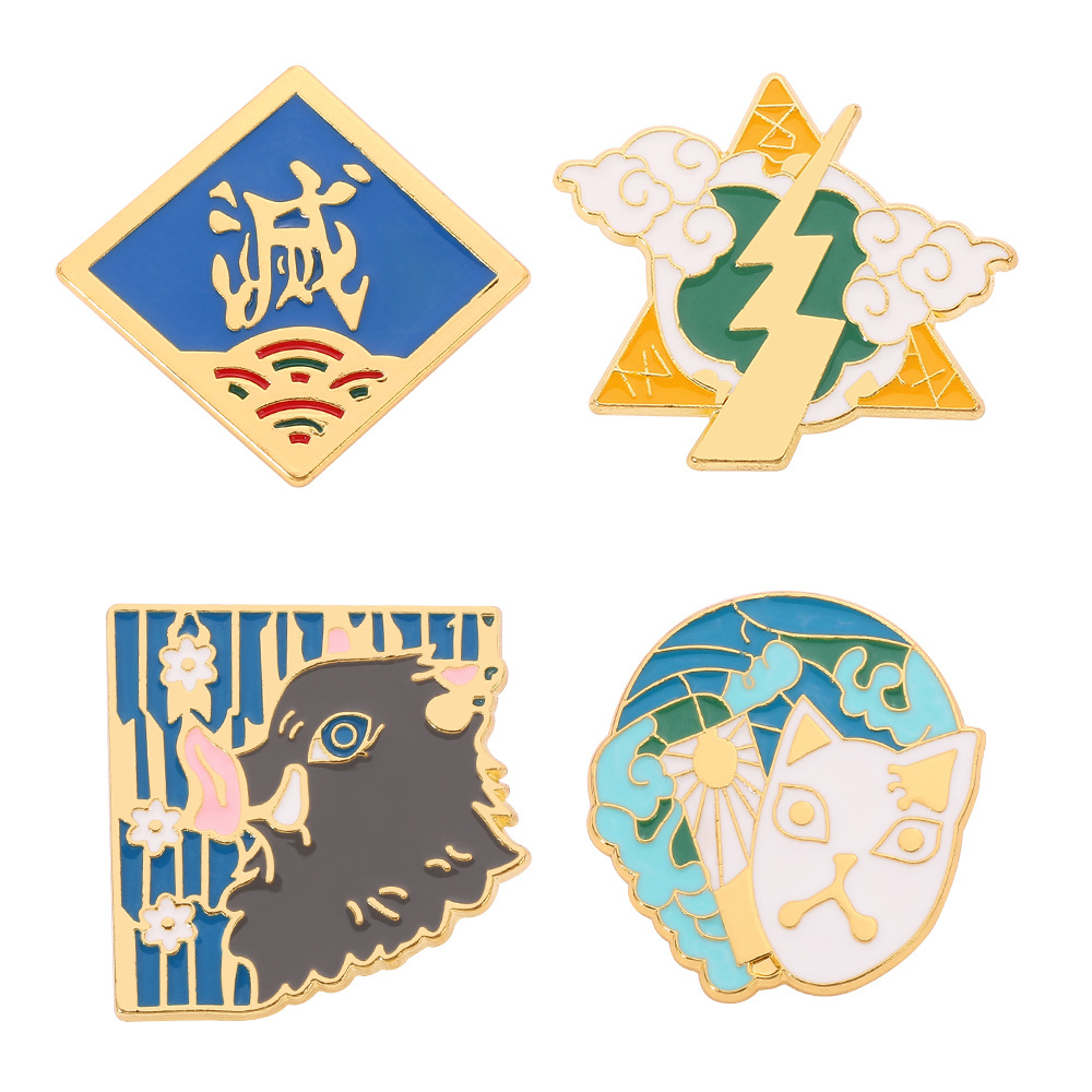 1 قطعة دبوس شارة معدنية بتصميم - مراجعة Anime Merchandise Logo وسعره